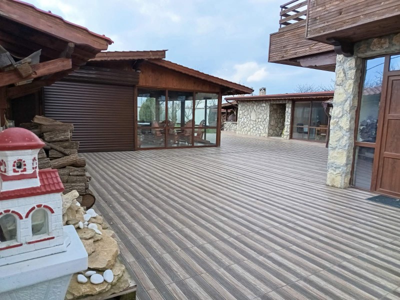 Продава КЪЩА в област Шумен, гр. Плиска - 314 кв.м / 230 000 € » 449 840.90 лв., ИРИС ПРАЙМ ЕООД