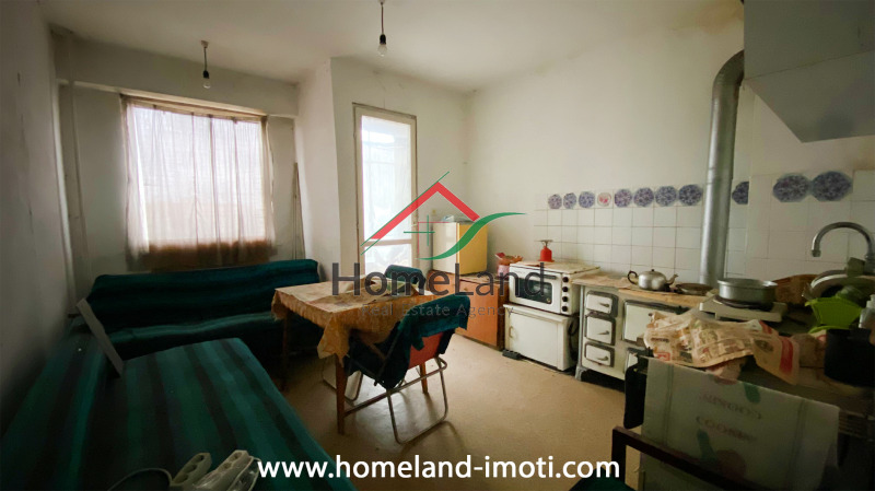 Продава 1-СТАЕН, град Пазарджик, Изток • 53000 лв. / 27098.47 € • 71549957 1