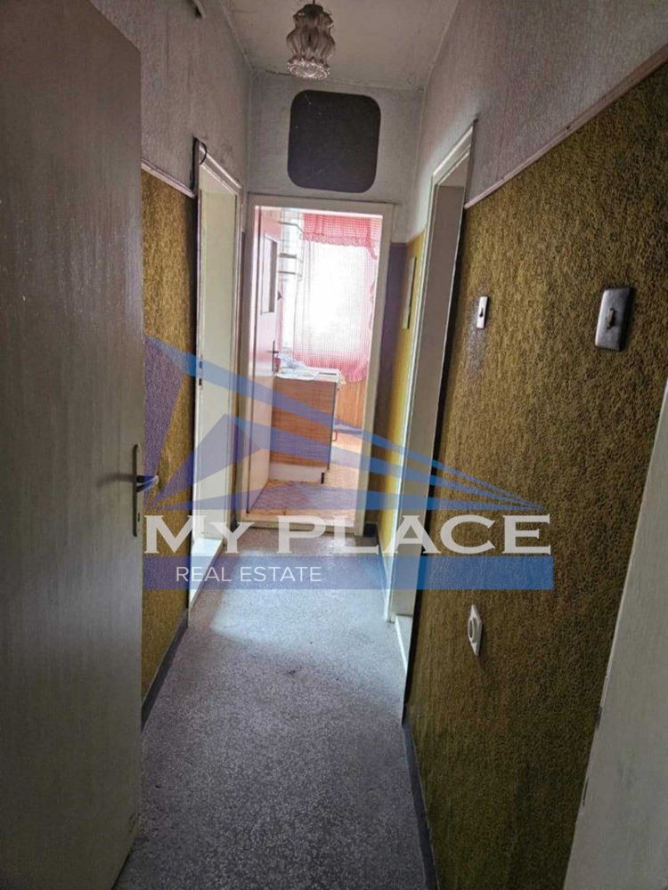 Продава 2-СТАЕН, гр. Шумен, 5-ти полк, снимка 6 - Апартаменти - 53149281