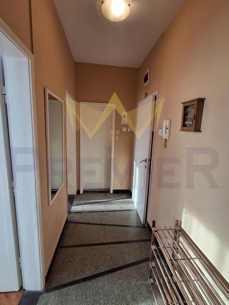 Продава 2-СТАЕН, гр. Варна, Окръжна болница-Генерали, снимка 11 - Апартаменти - 54051922