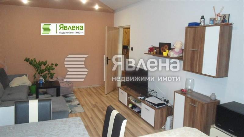 Продается  2 спальни Перник , Изток , 68 кв.м | 26404680