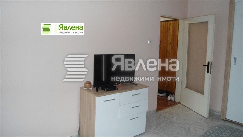 Продава  3-стаен град Перник , Изток , 68 кв.м | 26404680 - изображение [8]