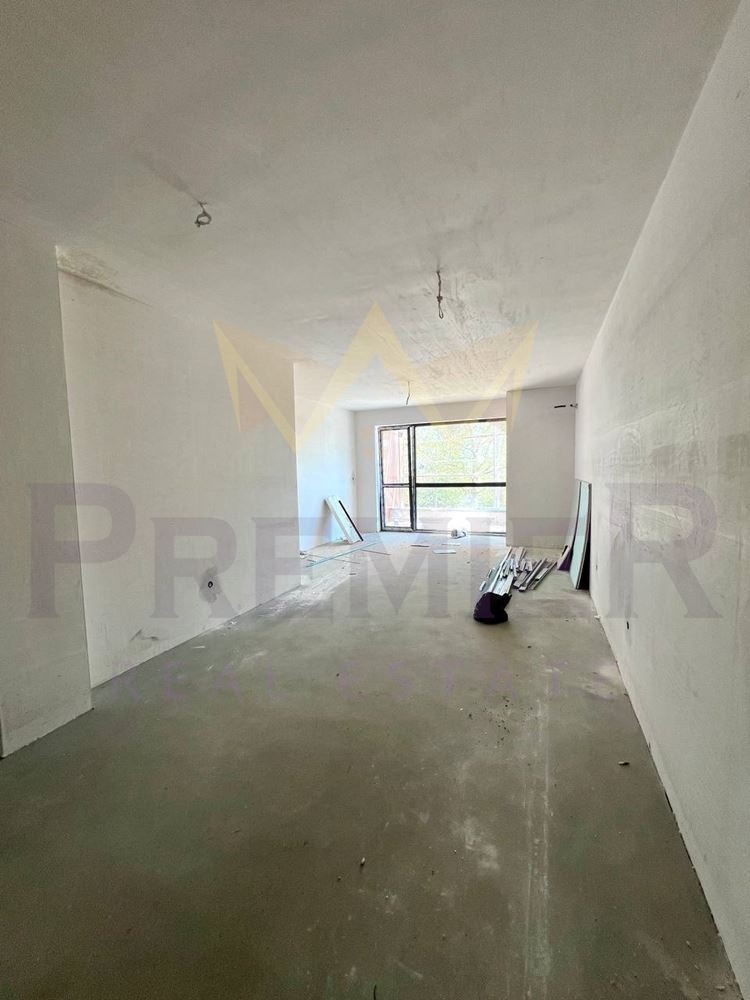 Продава 4-СТАЕН, гр. Варна, Бриз