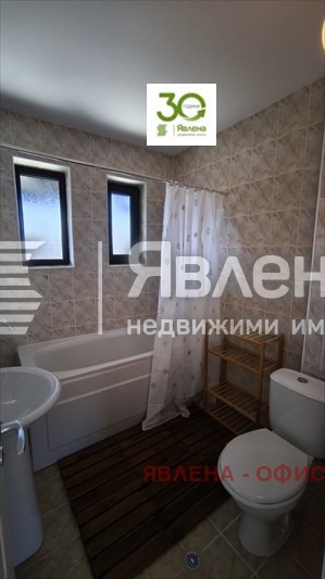 Продава КЪЩА, с. Църква, област Добрич, снимка 9 - Къщи - 54361395