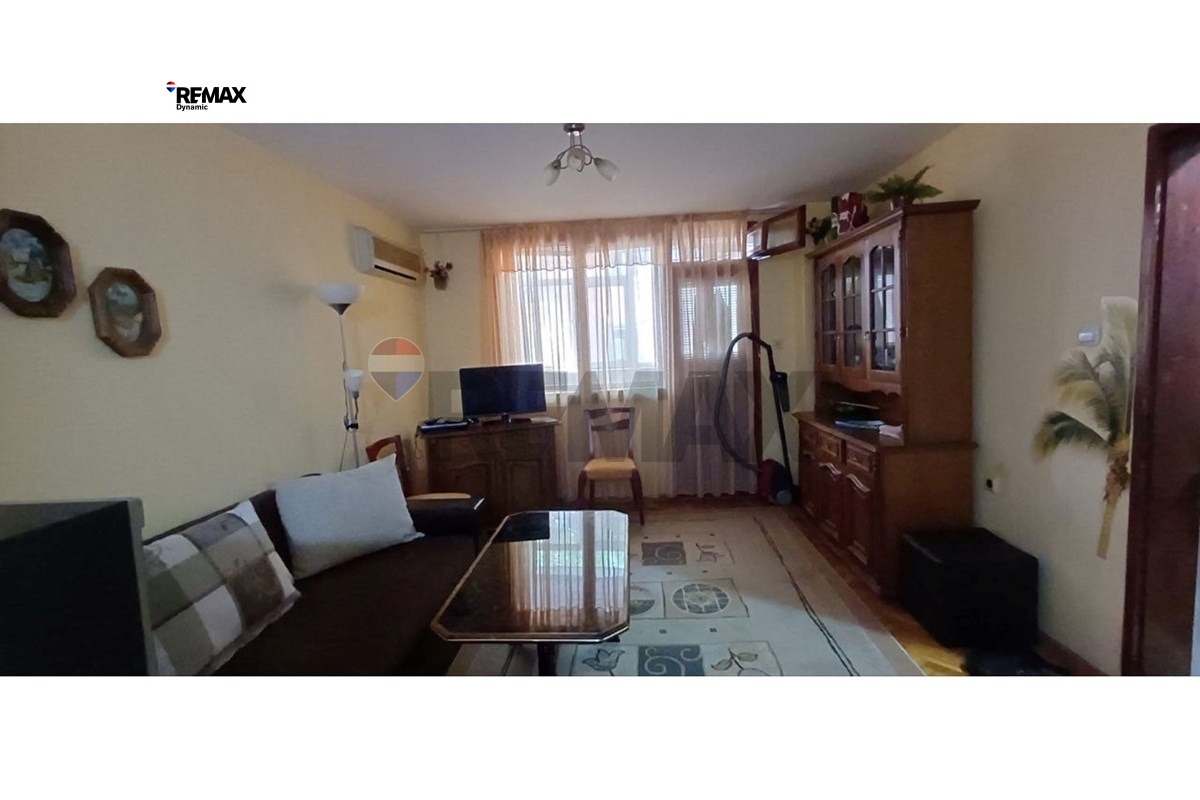 Продава 2-СТАЕН, гр. Бургас, Възраждане, снимка 2 - Апартаменти - 55811301