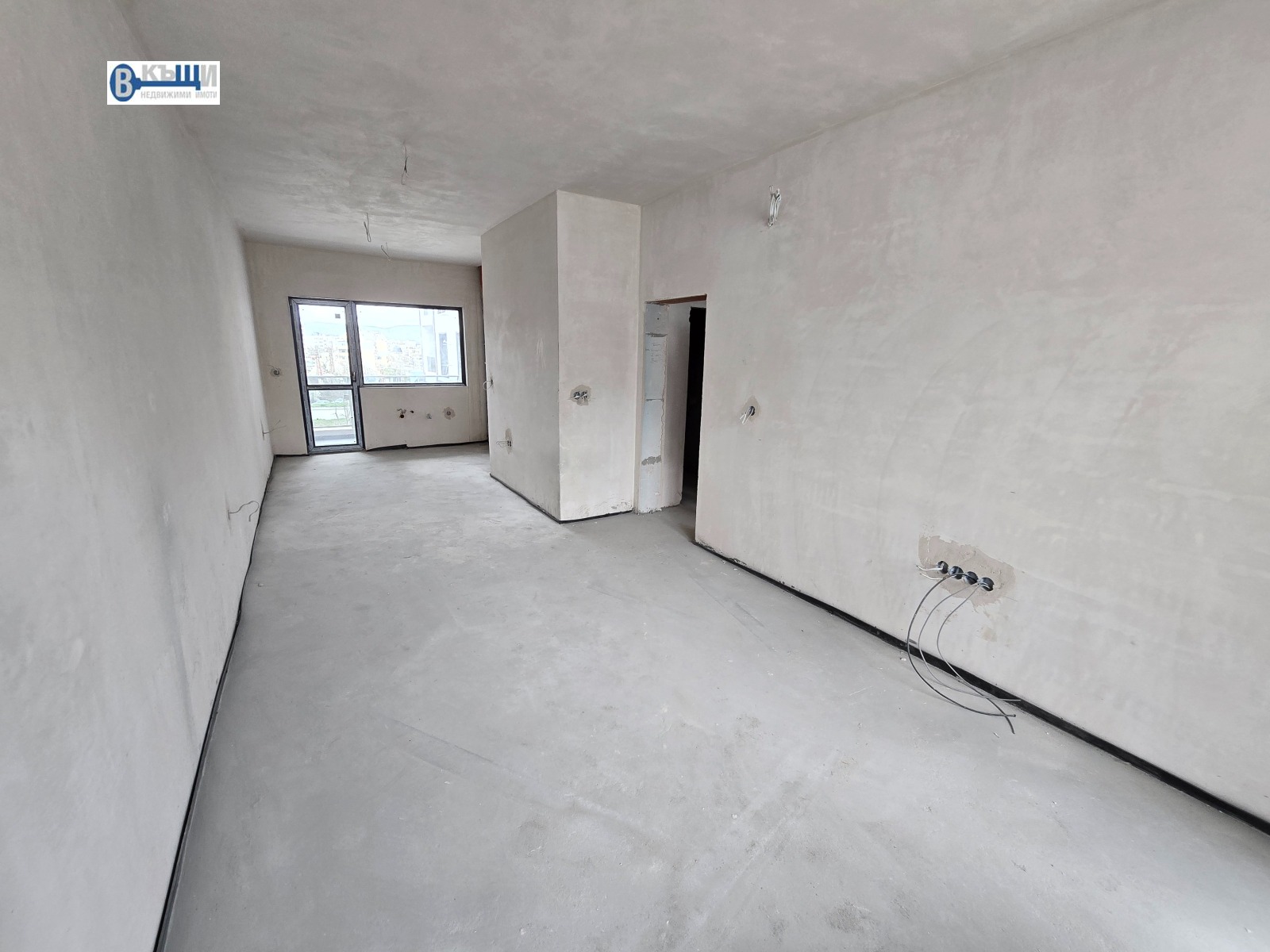 Продава 3-СТАЕН, гр. Велико Търново, Бузлуджа, снимка 2 - Апартаменти - 54054701