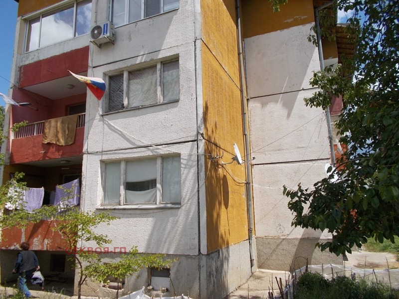Myytävänä  1 makuuhuone Dobrichin alue , Krušari , 44 neliömetriä | 67081786 - kuva [2]