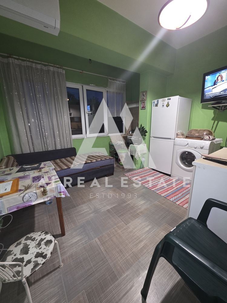 Продава 2-СТАЕН, гр. Плевен, Сторгозия, снимка 2 - Апартаменти - 56679749
