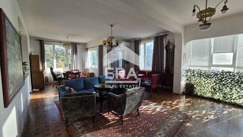 Продаја  2 спаваће собе Софија , Лозенец , 133 м2 | 70415958