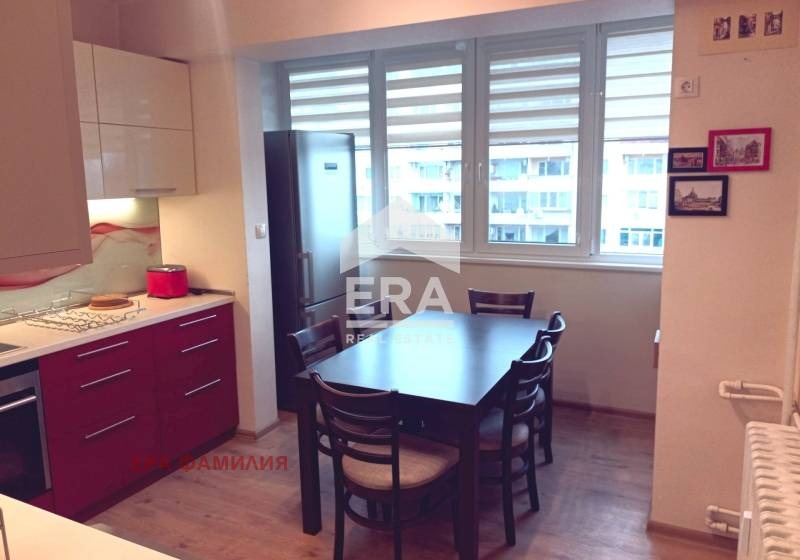 Продава 3-СТАЕН, гр. София, Света Троица, снимка 2 - Апартаменти - 53086913