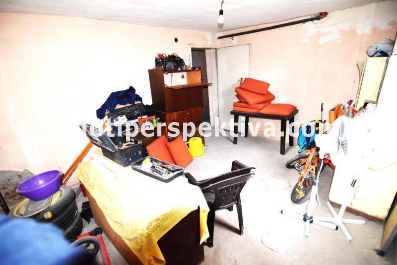 Продава ЕТАЖ ОТ КЪЩА, гр. Пловдив, Христо Смирненски, снимка 15 - Етаж от къща - 54549165