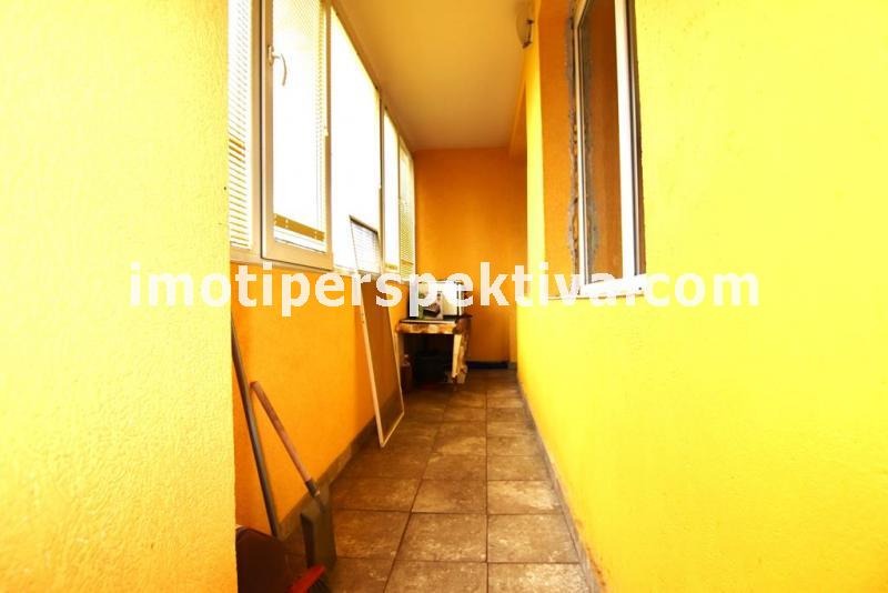 Продава ЕТАЖ ОТ КЪЩА, гр. Пловдив, Христо Смирненски, снимка 11 - Етаж от къща - 54549165