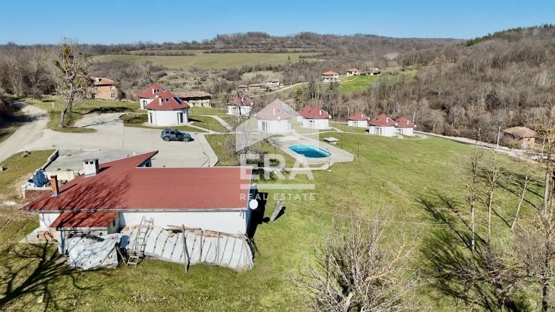 Продава ХОТЕЛ, с. Малка Черковна, област Търговище, снимка 10 - Хотели - 55204188
