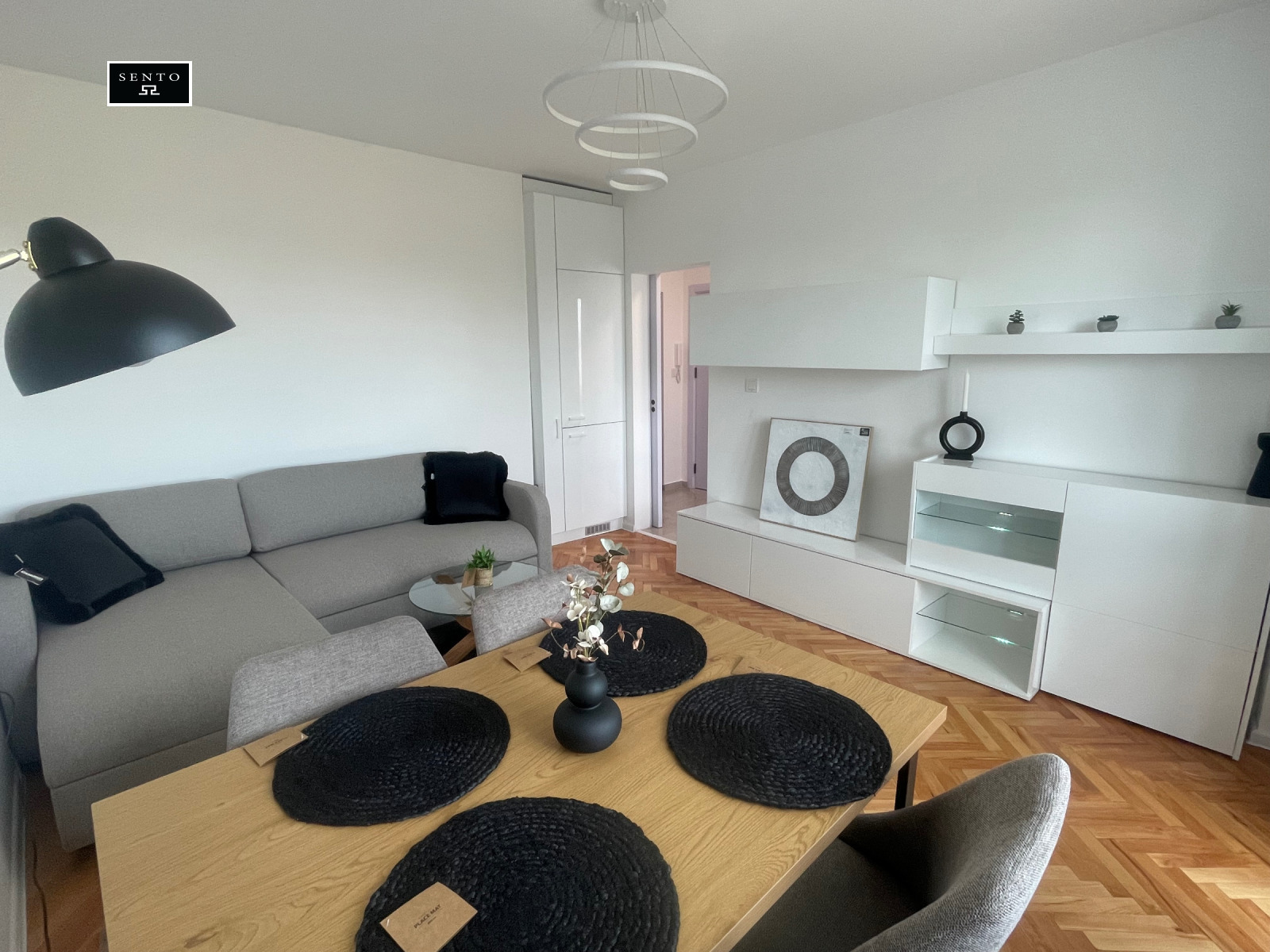 Продава 2-СТАЕН, гр. Русе, Възраждане, снимка 2 - Апартаменти - 54721559