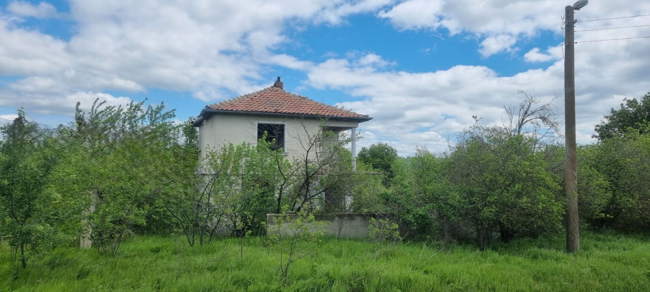 Продава КЪЩА, с. Венелин, област Варна