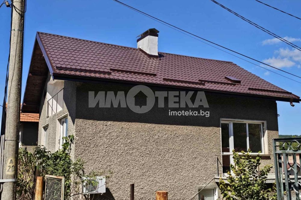 Продава КЪЩА, гр. Радомир, област Перник, снимка 2 - Къщи - 56370233