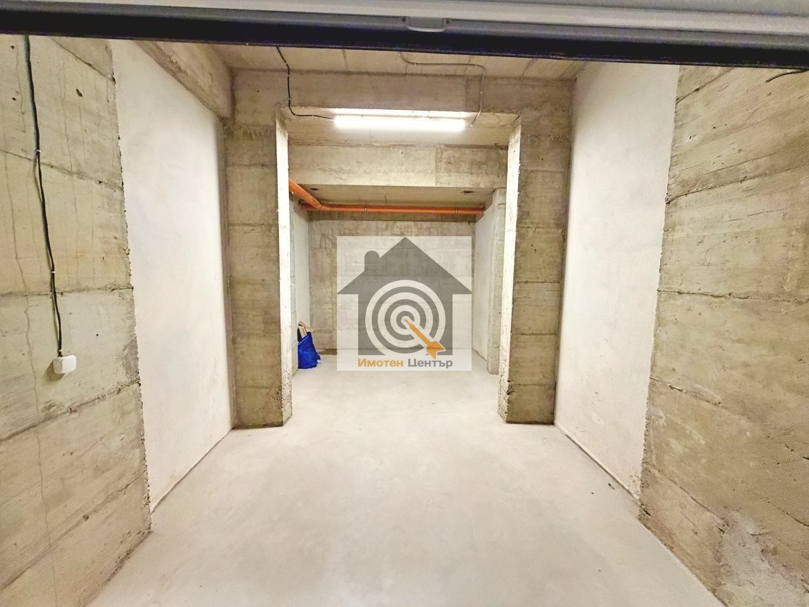 Продава ГАРАЖ, ПАРКОМЯСТО, гр. София, Малинова долина