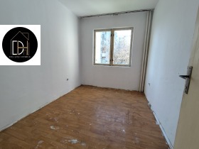 МНОГОСТАЕН, 74 m2