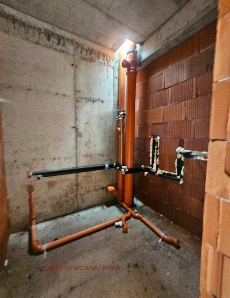 Till salu  2 sovrum Plovdiv , Ostromila , 122 kvm | 37903361 - bild [8]