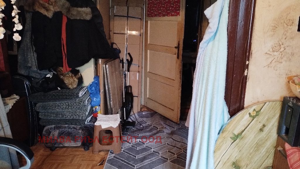 Продава ЕТАЖ ОТ КЪЩА, гр. София, гр. Банкя, снимка 10 - Етаж от къща - 54200159