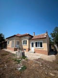 Продава  Къща област Велико Търново , с. Полски Сеновец , 100 кв.м | 78908619 - изображение [2]