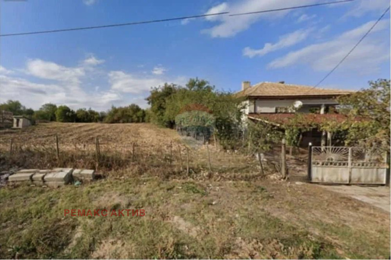 Продава ПАРЦЕЛ в област Варна, с. Стефан Караджа - 1850 кв.м / 10 000 € » 19 558.30 лв., РЕМАКС АКТИВ
