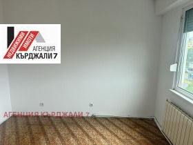 ������� 4-����� | Imot.bg � ����� ������ 12