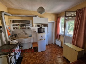 Étage de la maison Star tsentar, Smolyan 7