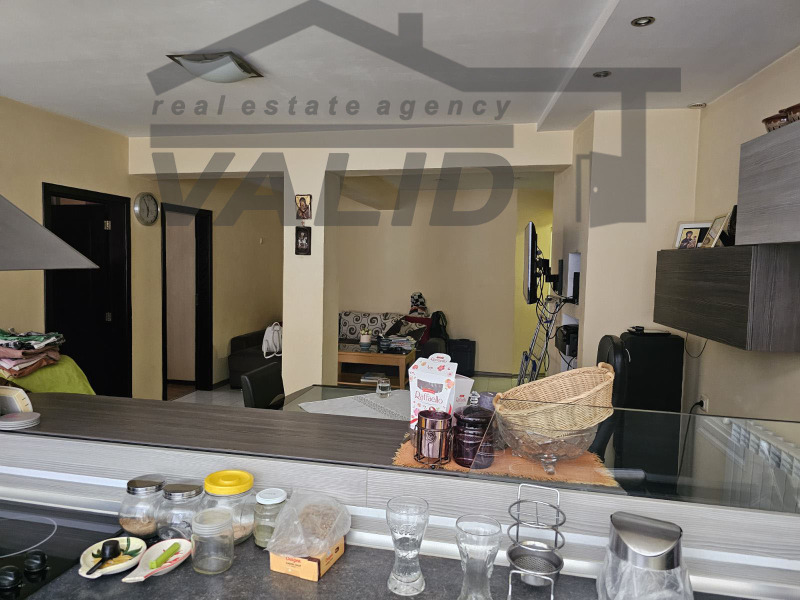 Till salu  2 sovrum Ruse , Sjirok centar , 91 kvm | 72179503 - bild [2]