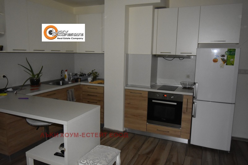 Продава 3-СТАЕН, гр. София, Център, снимка 2 - Апартаменти - 53086072