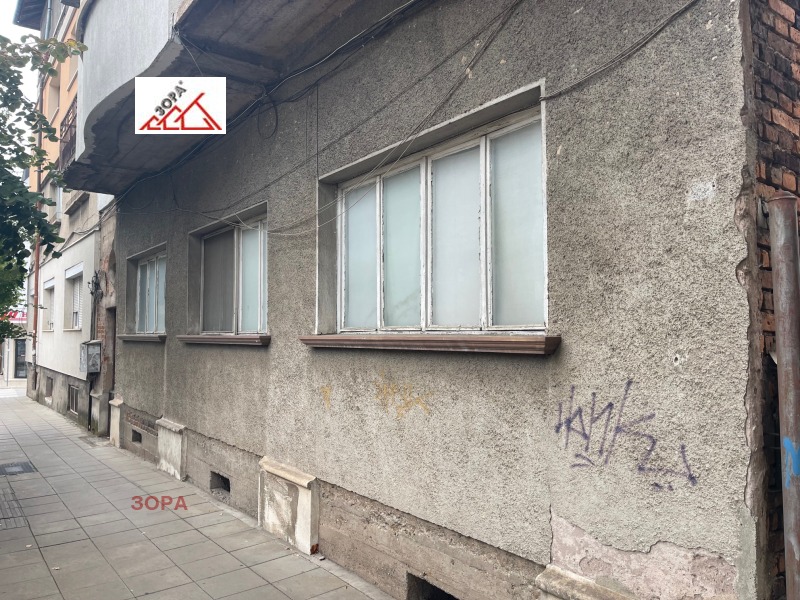 Продава  Етаж от къща, град Враца, Център •  105 000 EUR • ID 40726952 — holmes.bg - [1] 