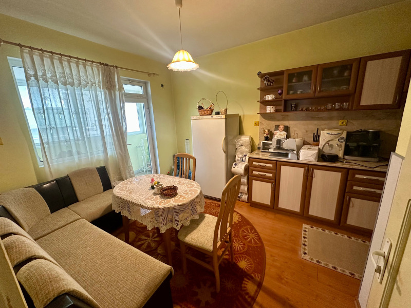 Продава КЪЩА, гр. Пазарджик, Център, снимка 8 - Къщи - 53577042