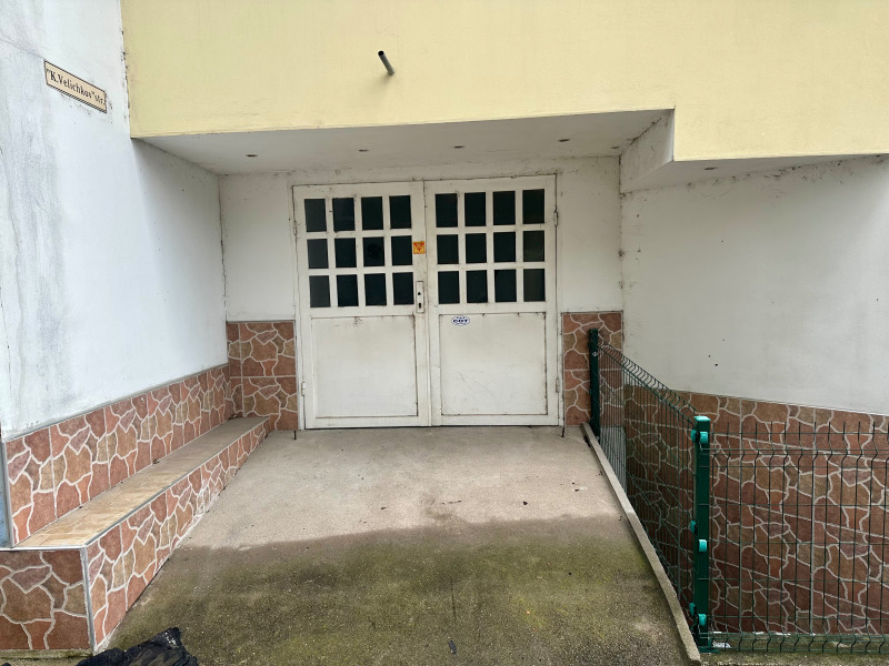 Продава КЪЩА, гр. Пазарджик, Център, снимка 3 - Къщи - 53577042