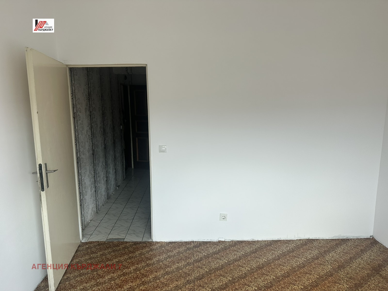 Продава 4-СТАЕН, гр. Кърджали, Възрожденци, снимка 9 - Апартаменти - 55135072