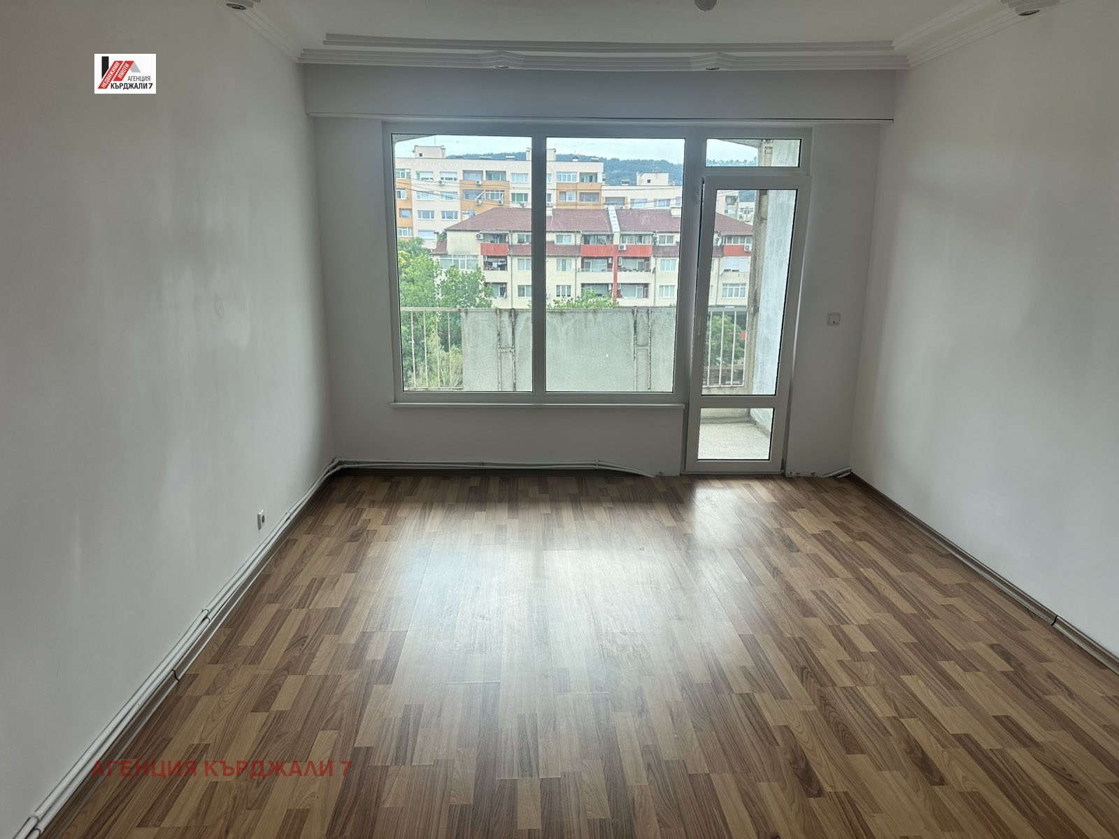 Продава 4-СТАЕН, гр. Кърджали, Възрожденци, снимка 2 - Апартаменти - 55135072