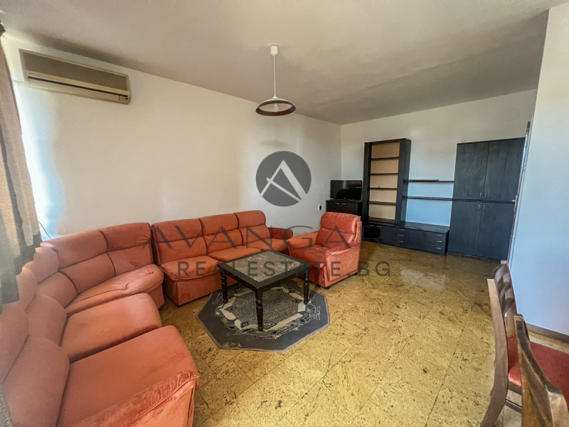 Продава  3-стаен град Пловдив , Център , 100 кв.м | 45888416