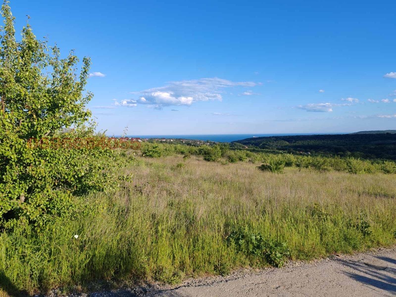 Продава ПАРЦЕЛ, гр. Варна, м-т Боровец - юг