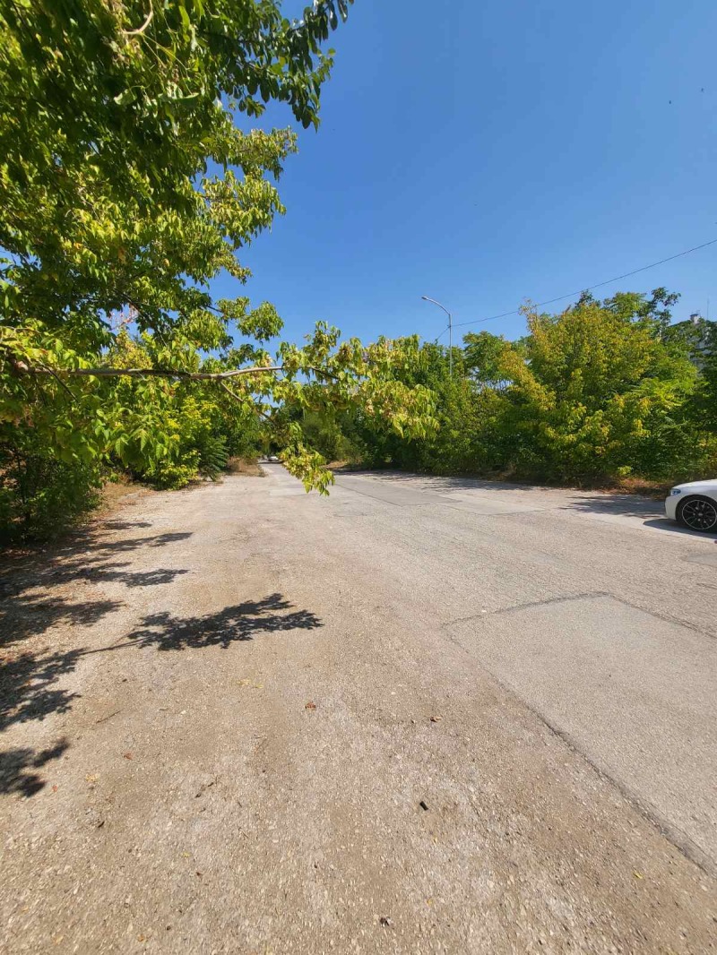 Till salu  Komplott Pleven , Drujba 3 , 3600 kvm | 48612783 - bild [8]