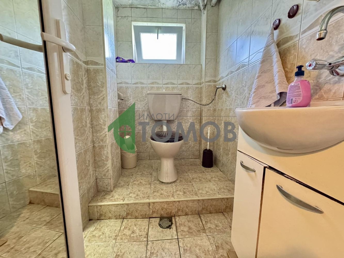 Продава КЪЩА, гр. Велики Преслав, област Шумен, снимка 3 - Къщи - 54136687