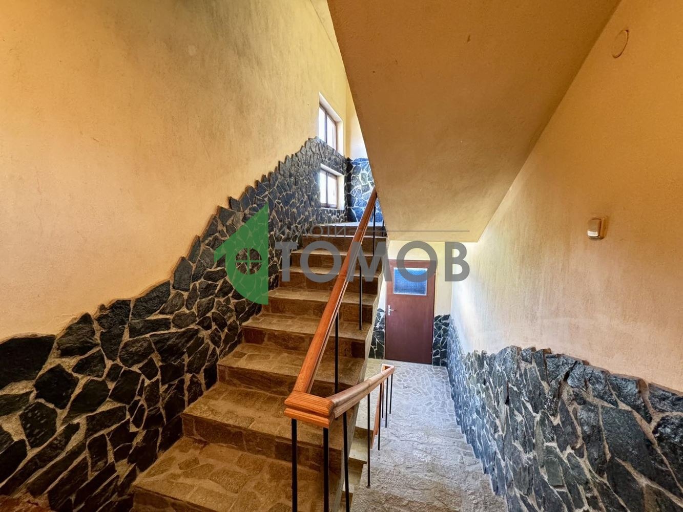 Продава КЪЩА, гр. Велики Преслав, област Шумен, снимка 5 - Къщи - 54136687