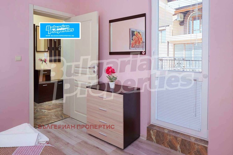 En venta  1 dormitorio región Burgas , Nesebar , 77 metros cuadrados | 46037309 - imagen [3]