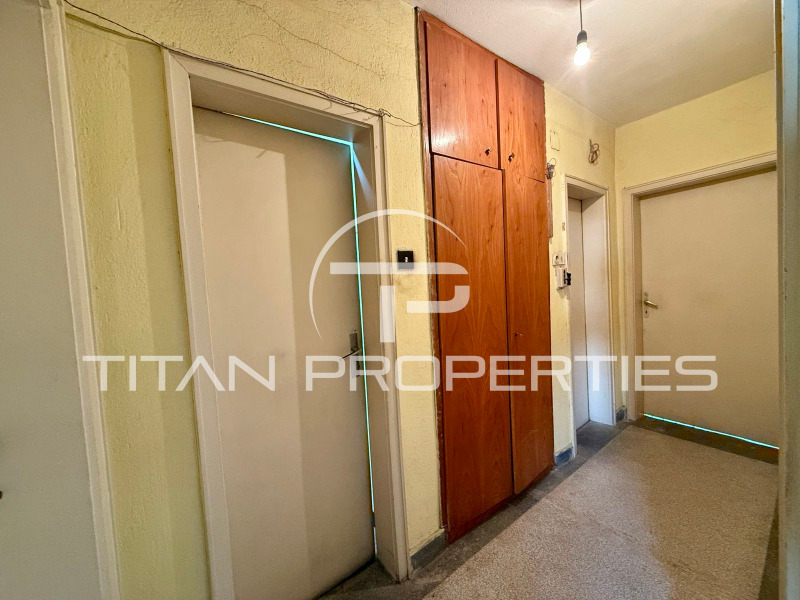 For Sale  2 bedroom Plovdiv , Kamenitsa 1 , 100 sq.m | 56117343 - image [10]