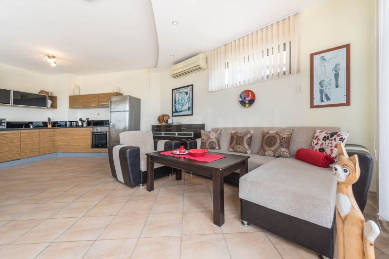 Продава 3-СТАЕН, гр. Бяла, област Варна, снимка 8 - Апартаменти - 53119932