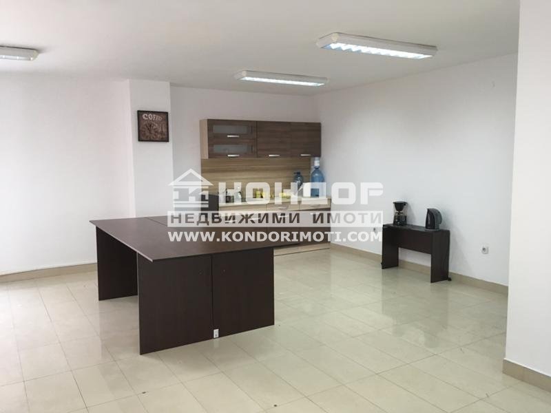 Продава ОФИС, гр. Пловдив, Кършияка, снимка 3 - Офиси - 54299178
