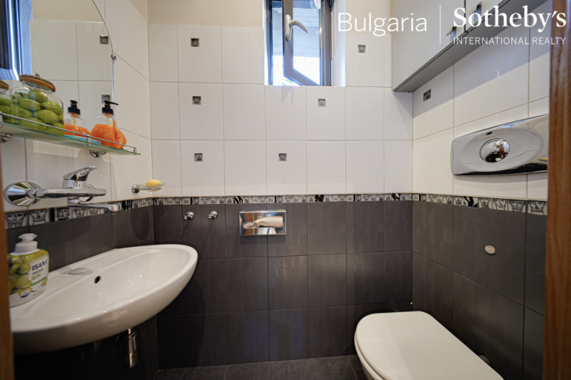 Продава  Магазин град София , Център , 90 кв.м | 87251010 - изображение [11]