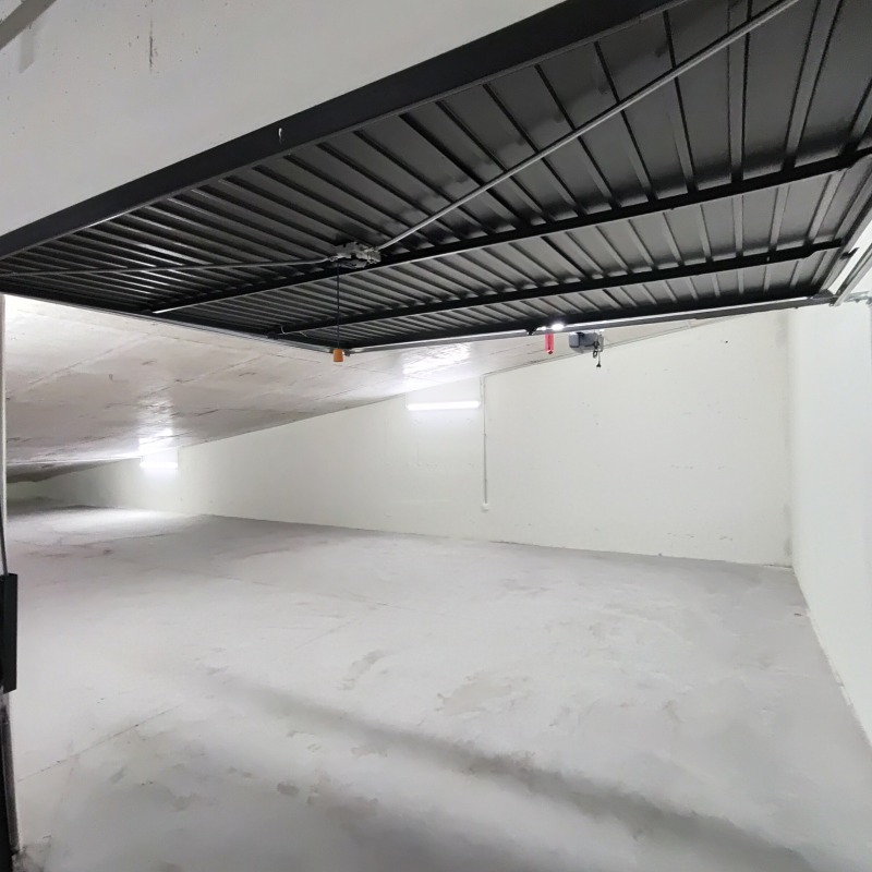 Till salu  Garage Sofia , Banisjora , 46 kvm | 81169567 - bild [5]