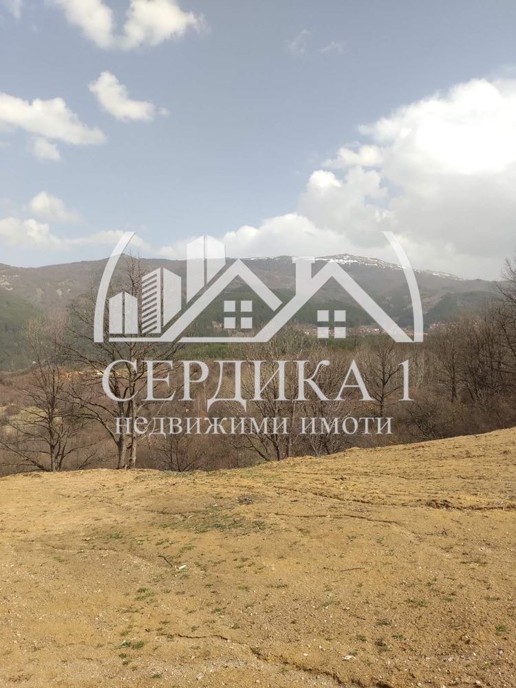 Na prodej  Spiknutí oblast Pernik , Kladnica , 2440 m2 | 53572562 - obraz [2]