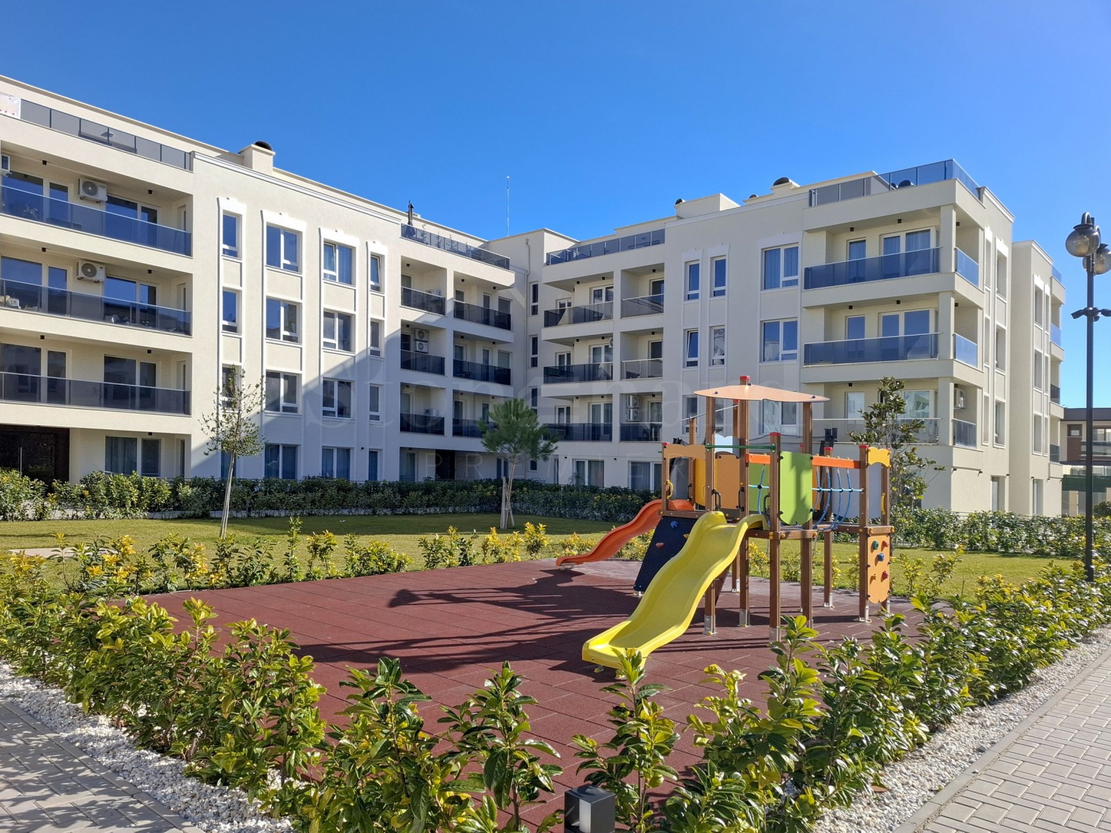 Продава 3-СТАЕН, гр. Пловдив, Остромила, снимка 3 - Апартаменти - 53154312
