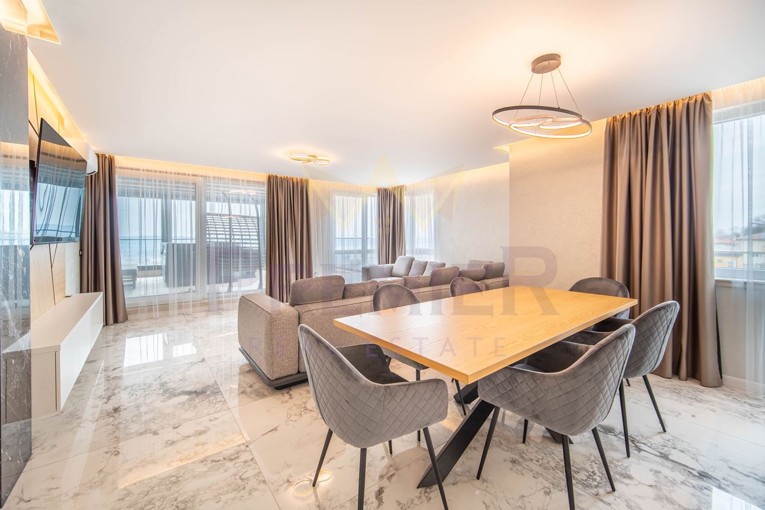 Продава 3-СТАЕН, гр. Варна, Изгрев, снимка 2 - Апартаменти - 54366669