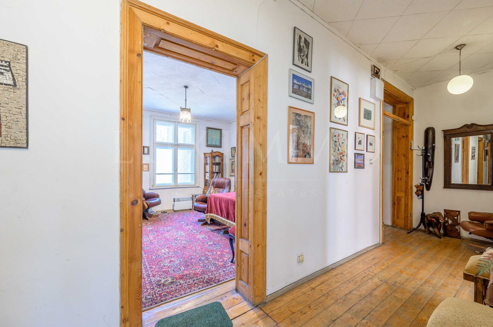 Продава КЪЩА, гр. София, Център, снимка 12 - Къщи - 54332667